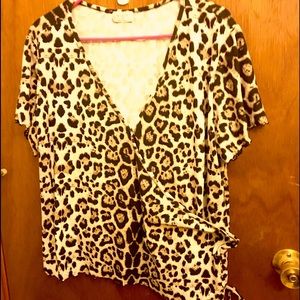 3x leopard print shirt